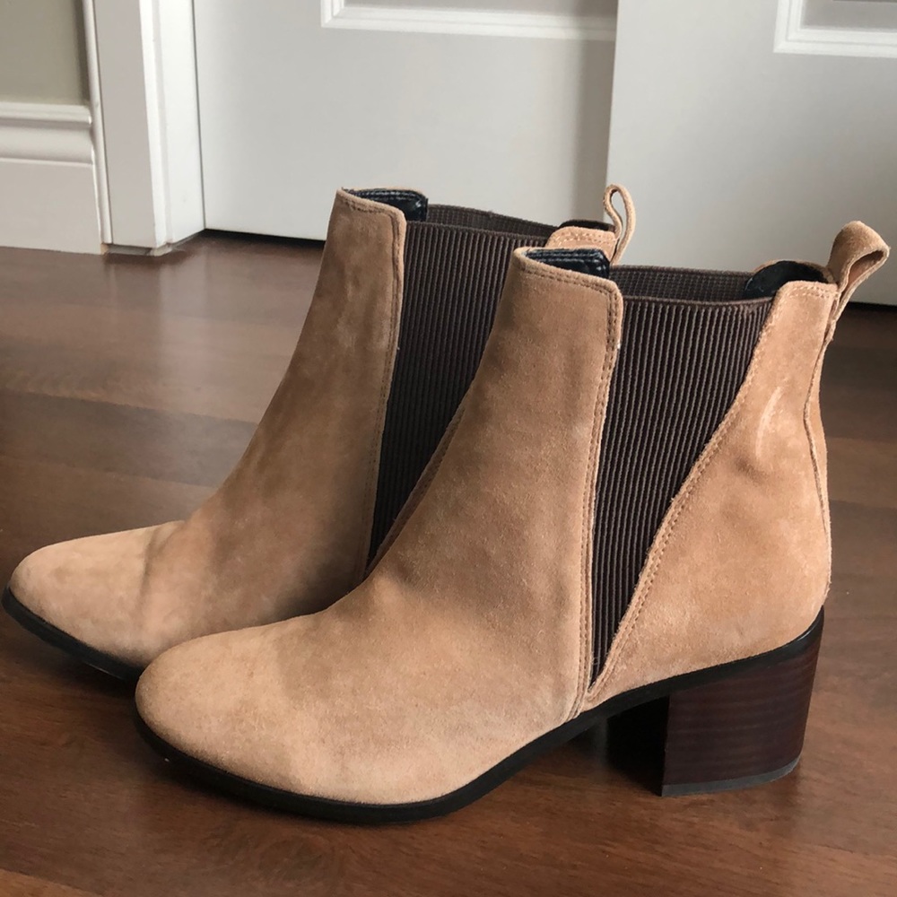 Steve Madden booties
